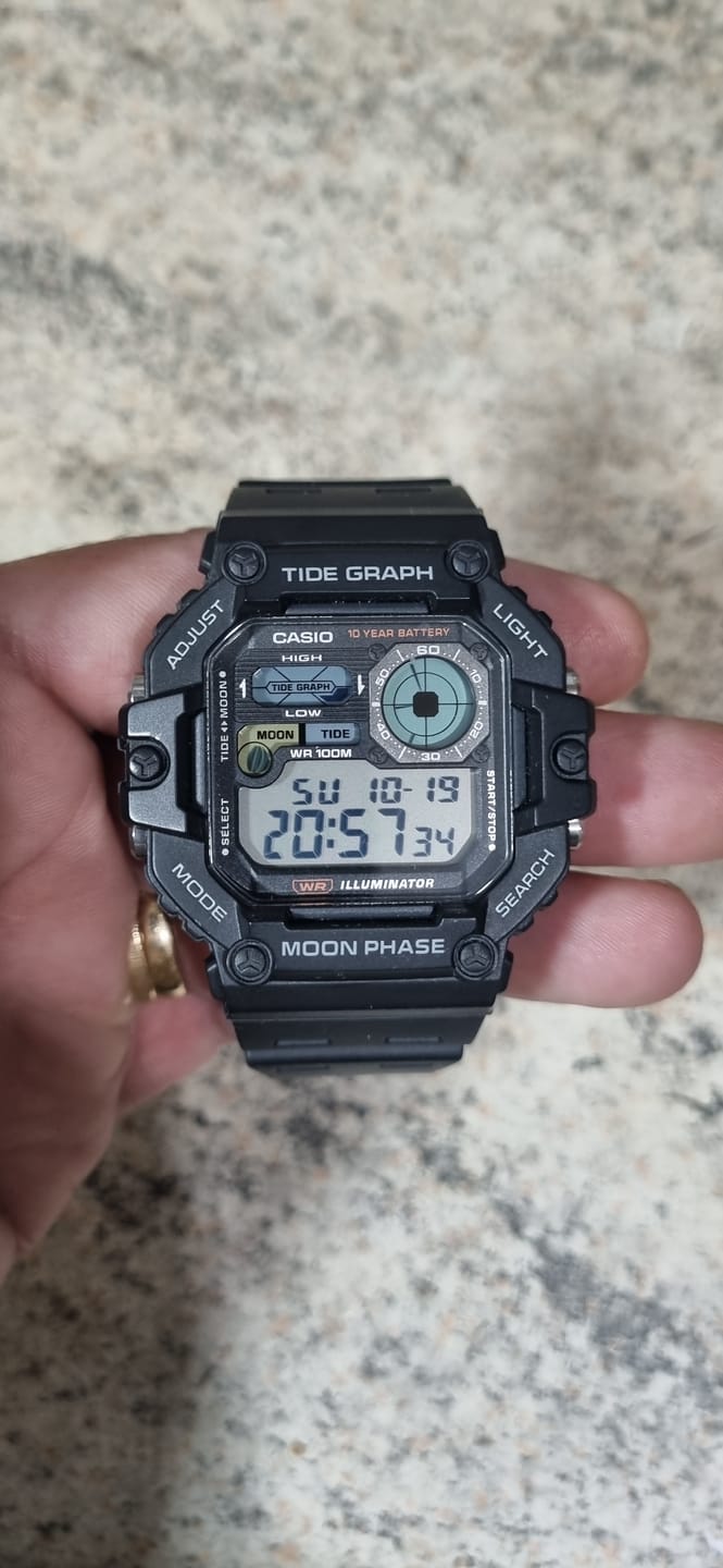Customer photo review of Reloj Casio Vintage WS-1700H-1AV Tide Graph Moonphase