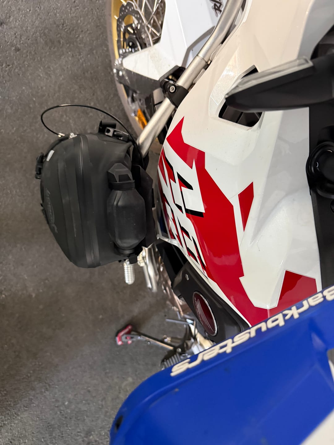 Customer photo review of Wanderer Motorcycle Crash Bar Bags – Inflatable/Non-Inflatable, Waterproof Frame Bags with Reflective Strips & Anti-Theft System (Pair)