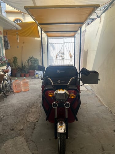 Customer photo review of Triciclo de Carga Eléctrico Kiwo, Color Rojo