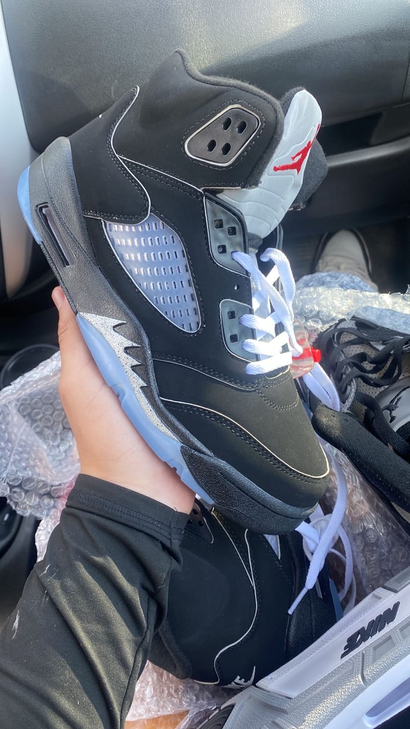 Customer photo review of Air Jordan 5 Retro OG 'Black Metallic Reimagined'