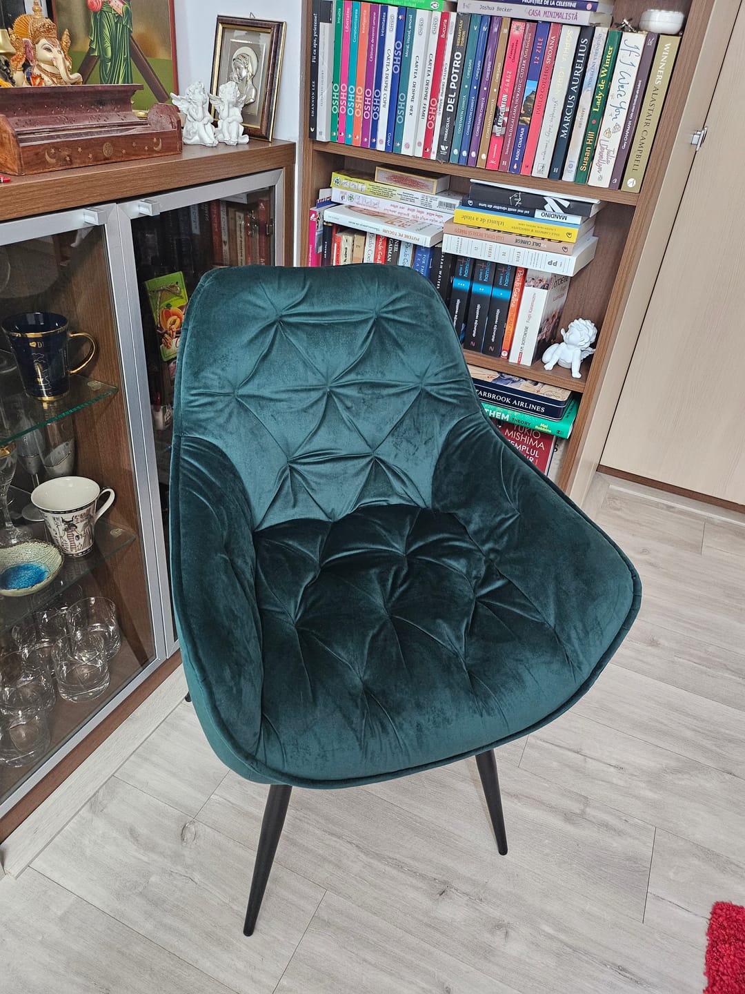Customer photo review of Scaun CHERRY, verde/negru, stofa catifelata/metal, 57x58x87 cm