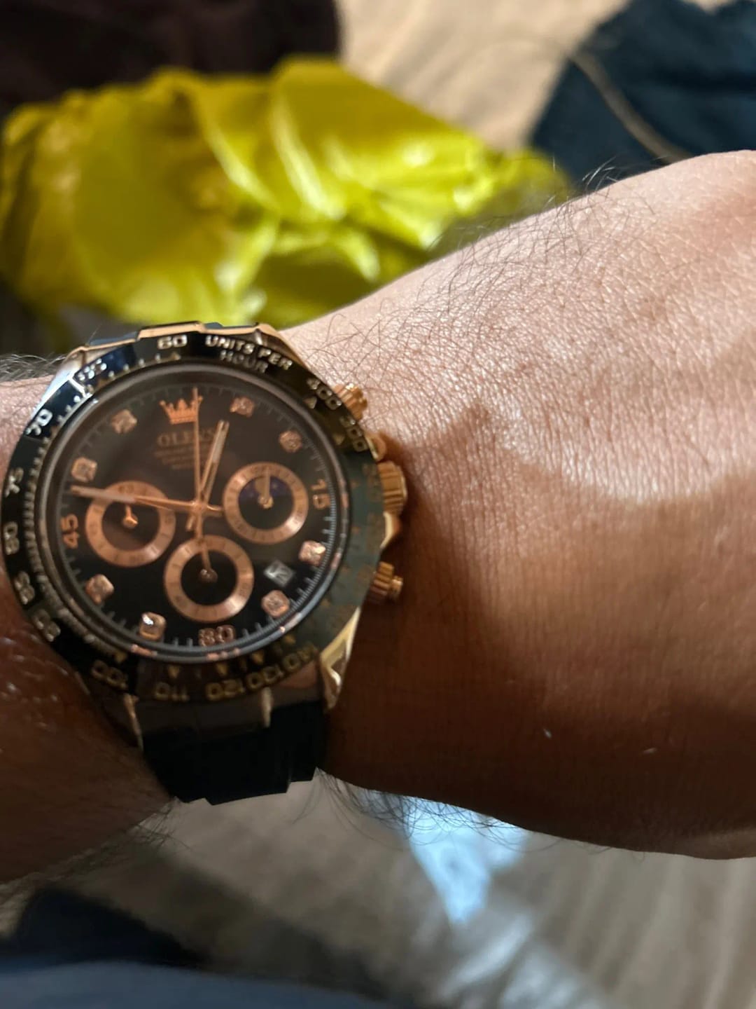 Customer photo review of Silicone Sport Chronograph Watch With Date And Luminous Dial — Black | KIMLUD