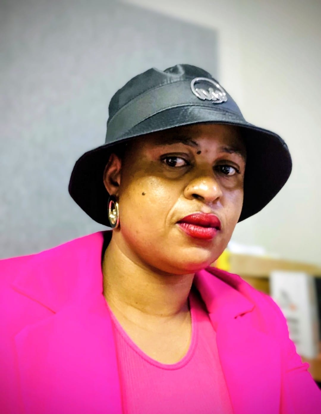 Customer photo review of Black Billy Bucket Hat