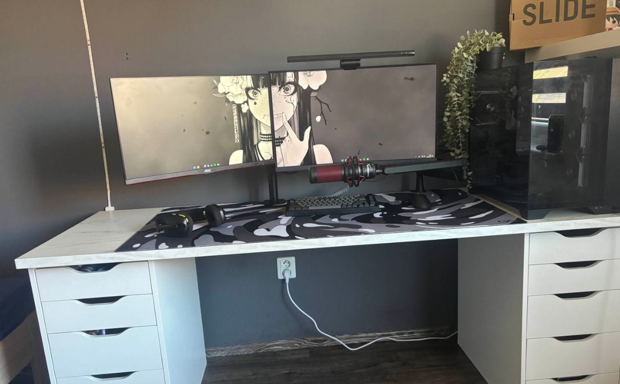 Customer photo review of Arctic Swirl Mousepad
