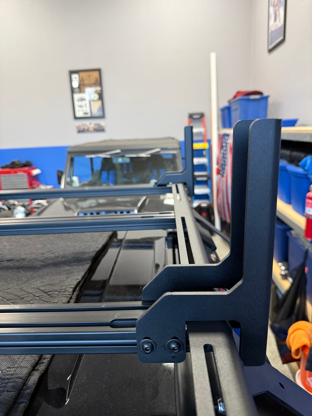 Customer photo review of Modular Roof Rack 90 bracket