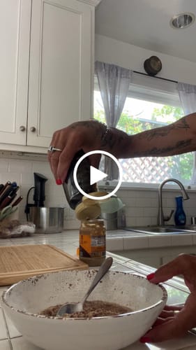 Customer video review of 100% Pure Raw Buckwheat Honey