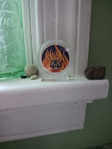 Customer photo review of 17 Year Sobriety Mint Twisted Flames Gold Plated AA Recovery Medallion/Chip/Coin - Black/Red/Orange/Yellow