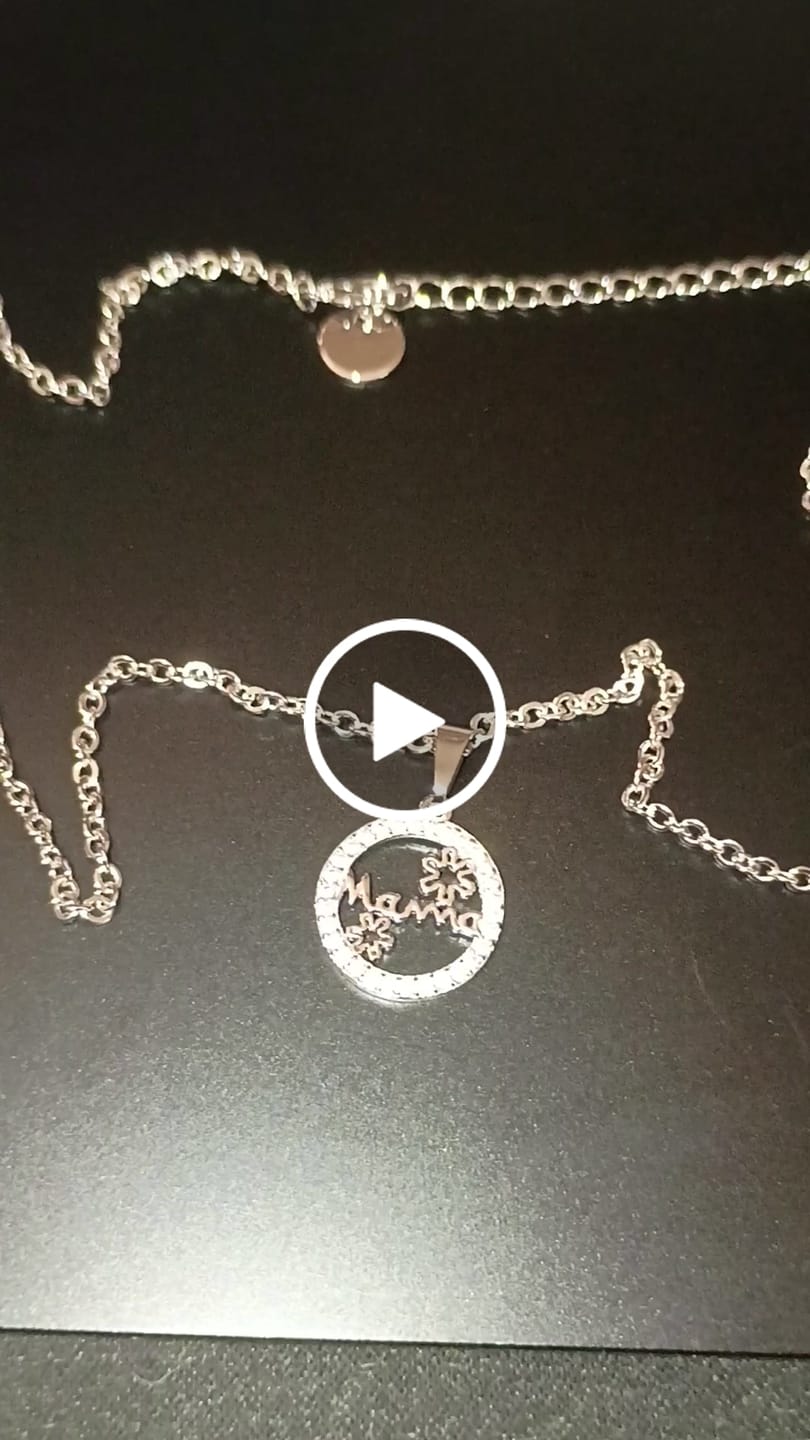 Customer video review of Willa 18k White Gold Plated Circle Mama Necklace with Simulated Diamond Crystals