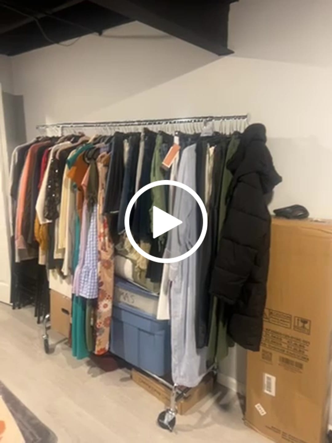 Customer video review of Raybee Heavy-Duty Rolling Clothes Rack, 75" Extra Wide 67"H Garment Rack with Shelf & 4 Side Hooks | 450LBS Capacity, Extendable Hanging Bar, 360° Lockable Casters, Side Hooks