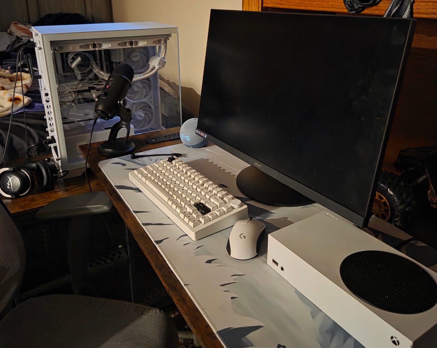 Customer photo review of Avalanche Mousepad
