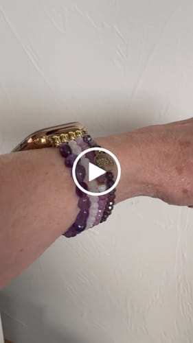 Customer video review of Mystic Amethyst Apple Watch Strap