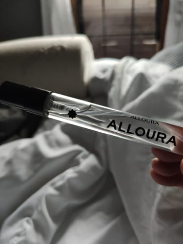 Customer photo review of Alloura Pheromone Perfume