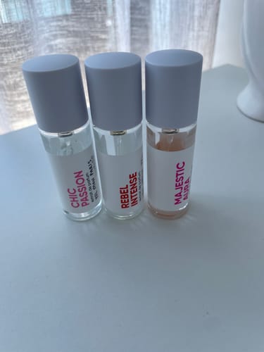 Customer photo review of Chic Passion