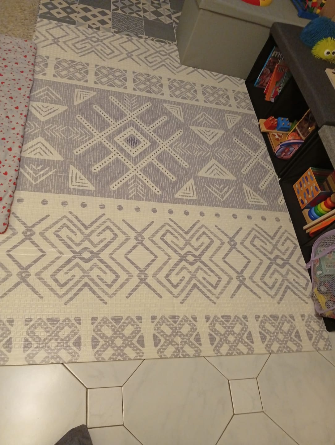 Customer photo review of Tapis Anti-Choc : Créez un grand espace de jeu !
