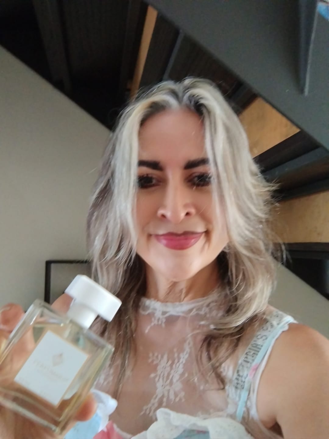 Customer photo review of Tendencia a DMiss Dior Eau de Parfum