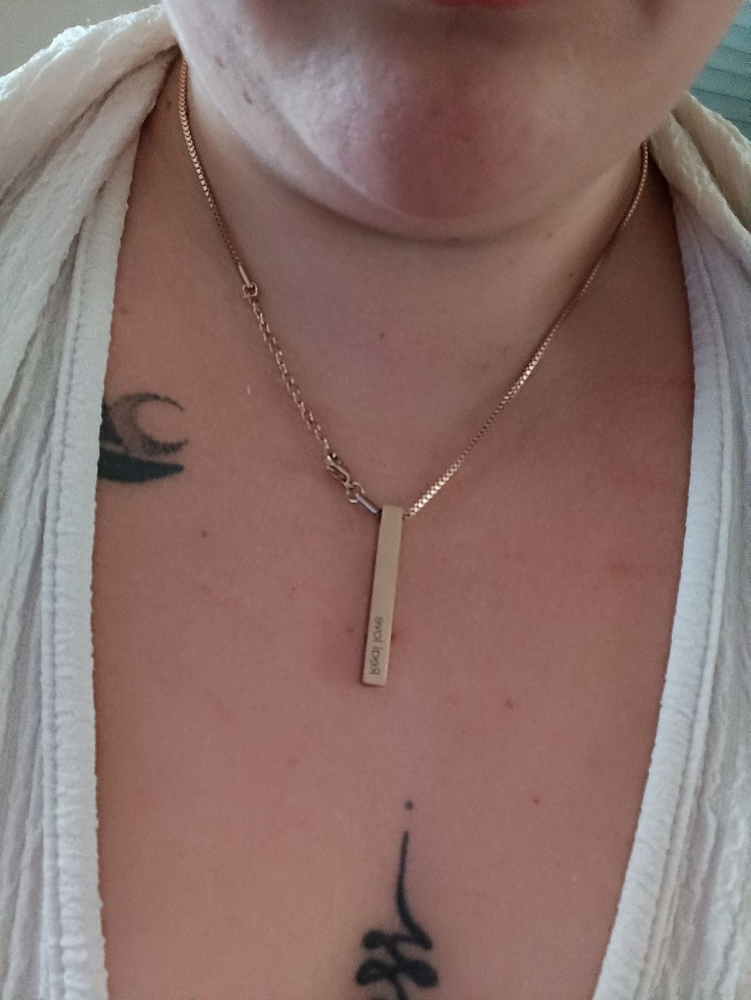 Customer photo review of Personalized 3D Bar Necklace