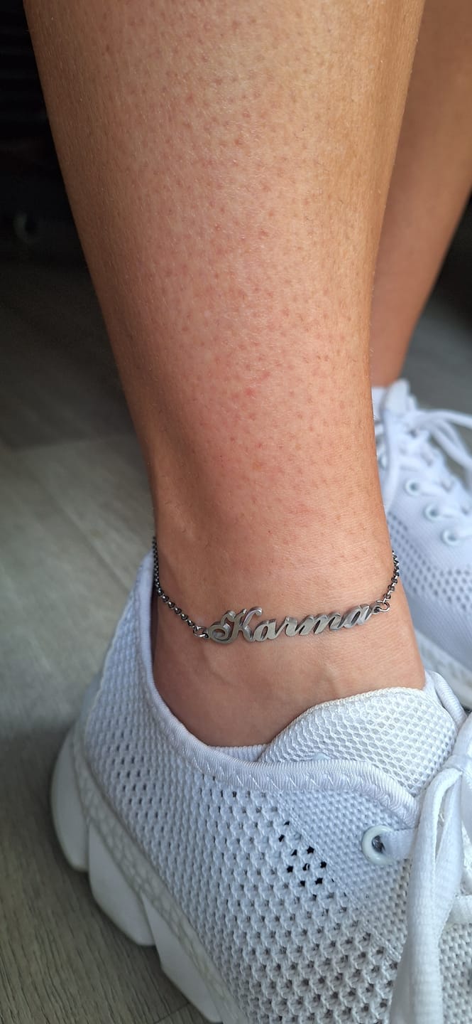 Customer photo review of Personalized Anklet with Name