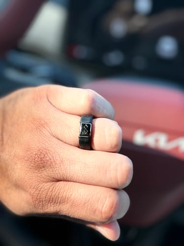 Customer photo review of MetalInfinity Collection - Women's Silicone Rings with Metal - Patented Design