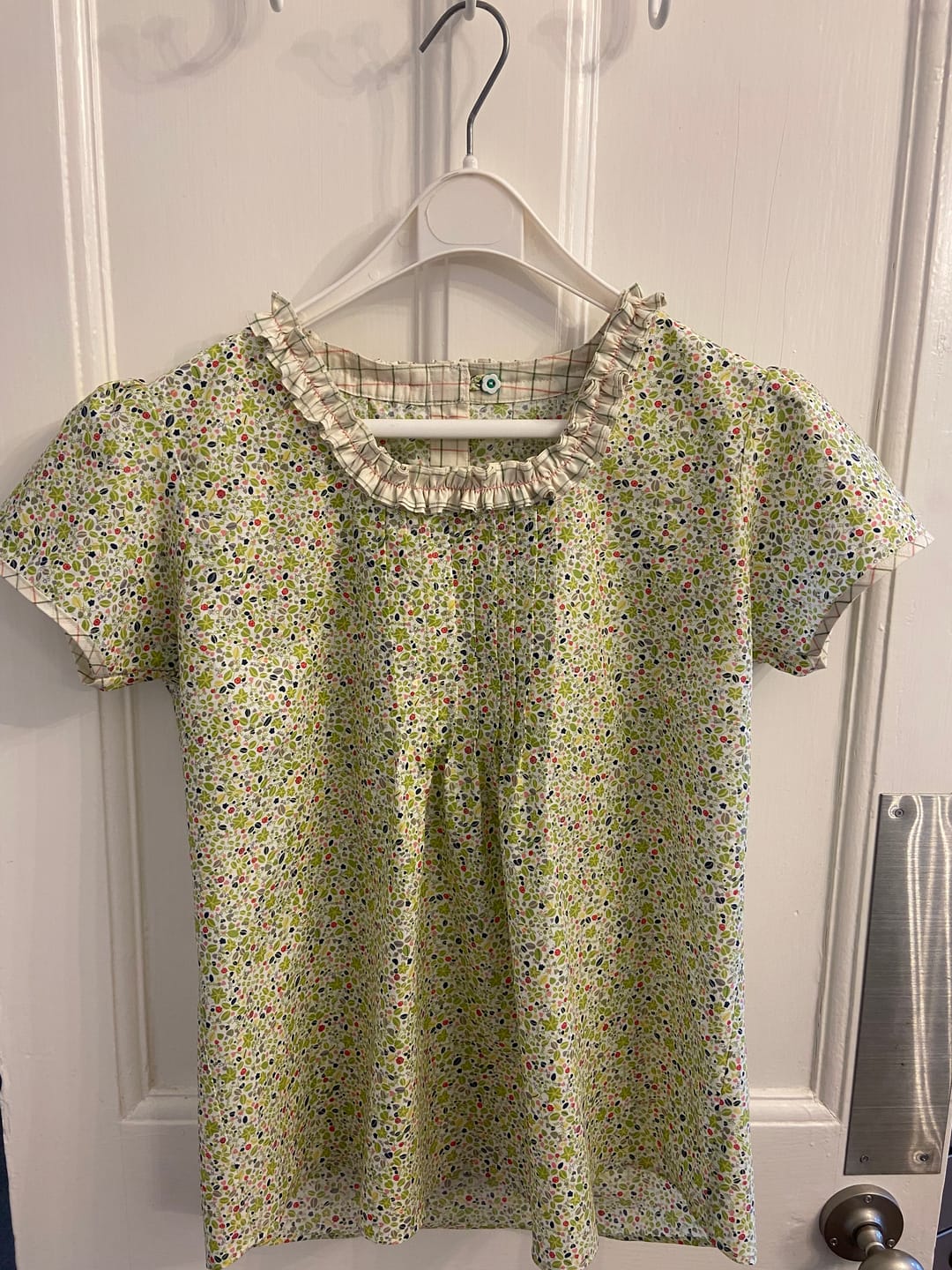 Customer photo review of Small Floral Land on White Pima Cotton Lawn Fabric