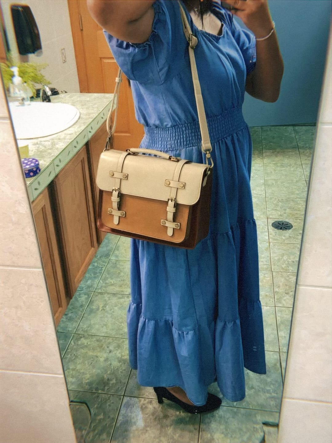 Customer photo review of Sombre Vintage Briefcase