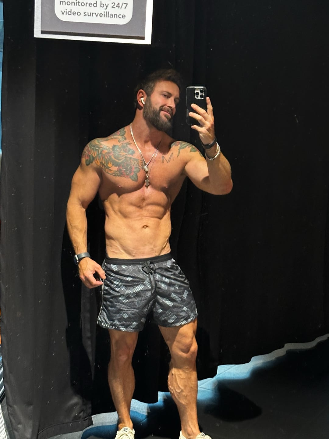 Customer photo review of 1051 - Ultra Running Shorts