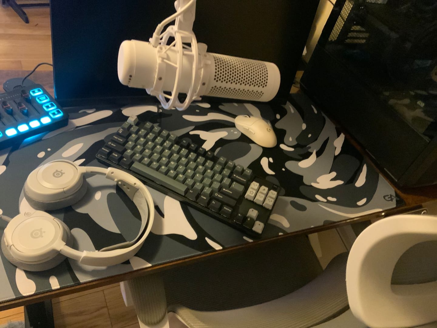 Customer photo review of Arctic Swirl Mousepad