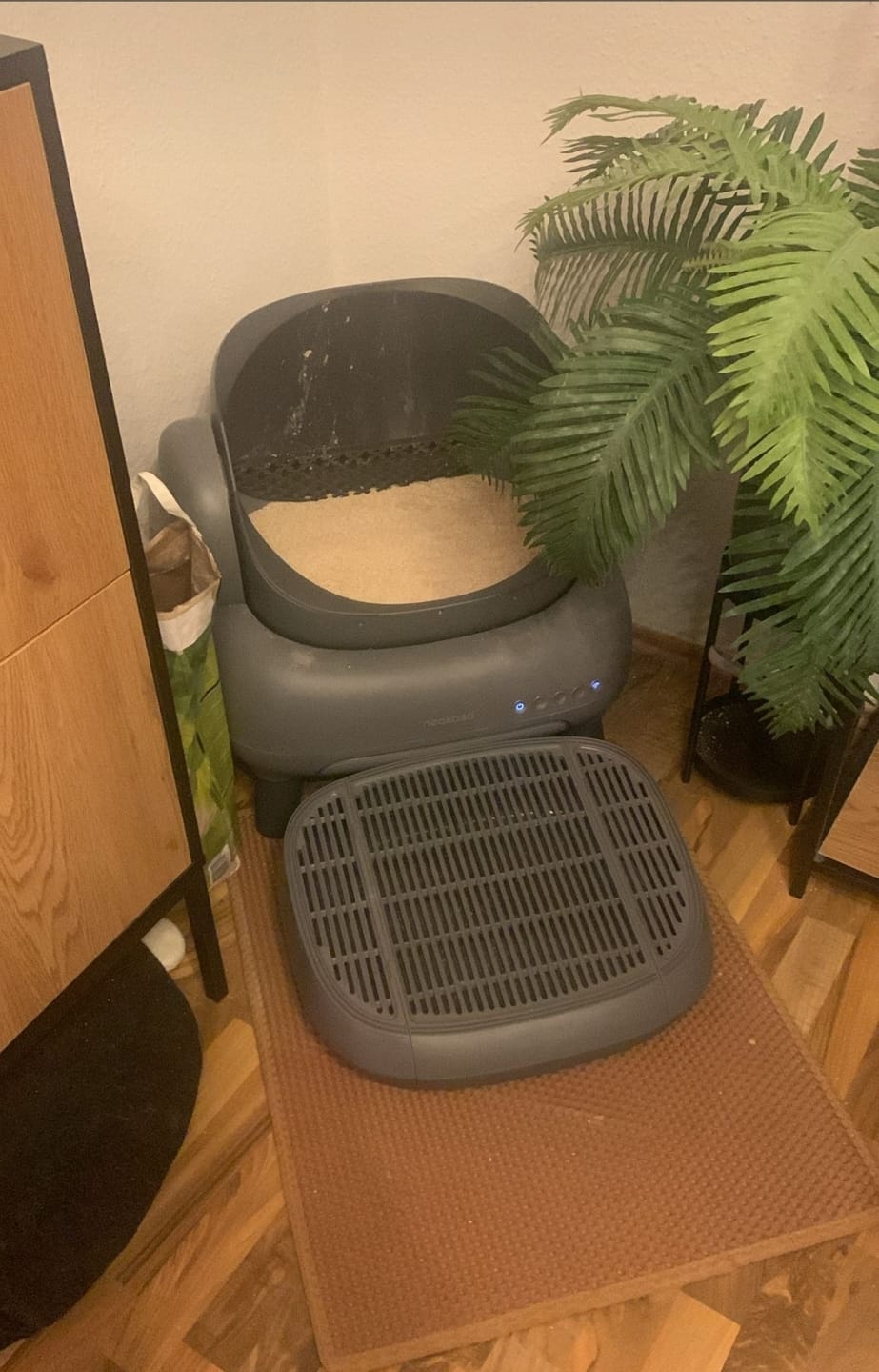 Customer photo review of Neakasa M1 Katzentoilette Katzentoilette Pedal