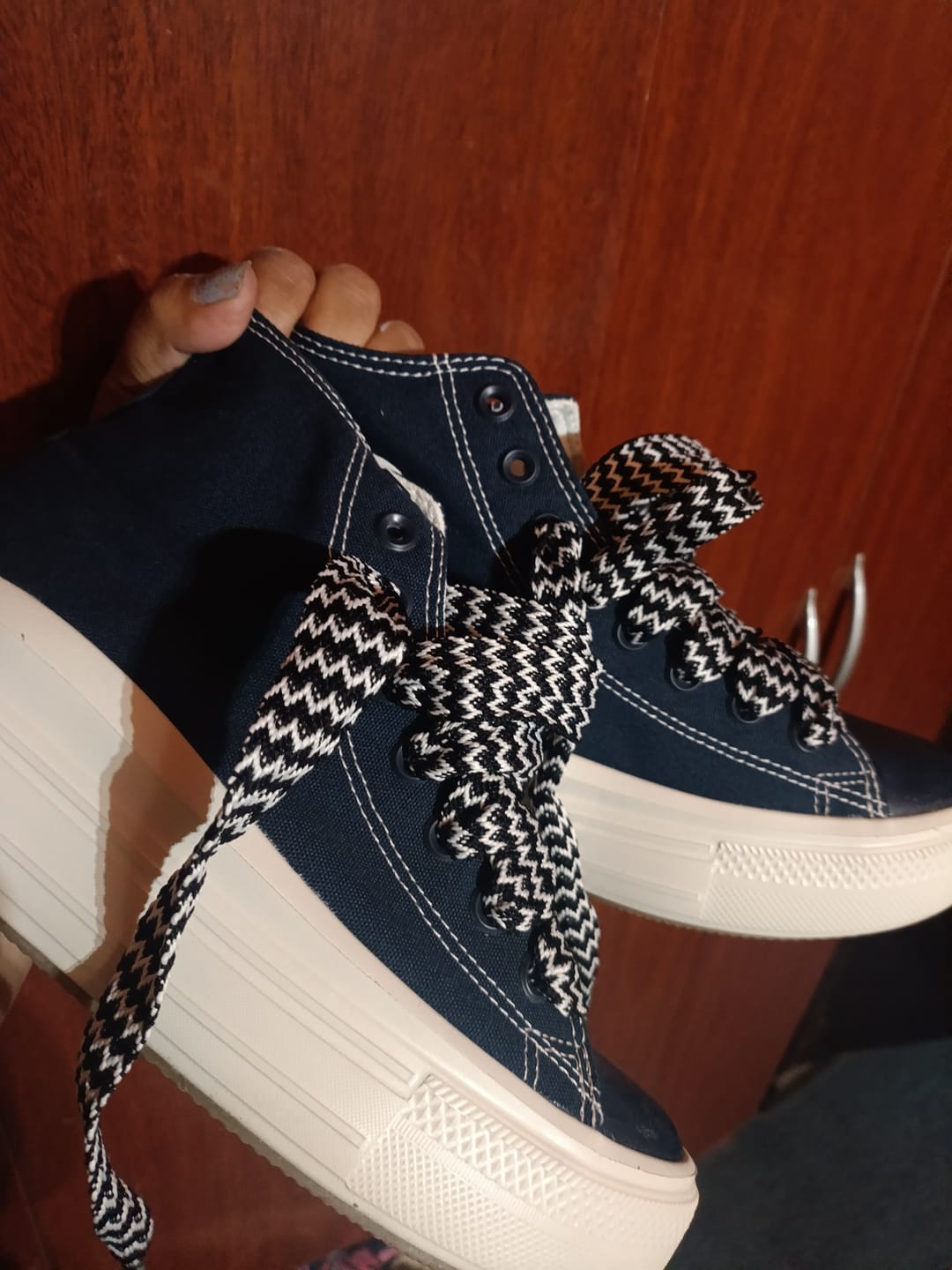 Customer photo review of Zapatillas Converse Chuck Taylor Move Hi Platform Azul Blanco