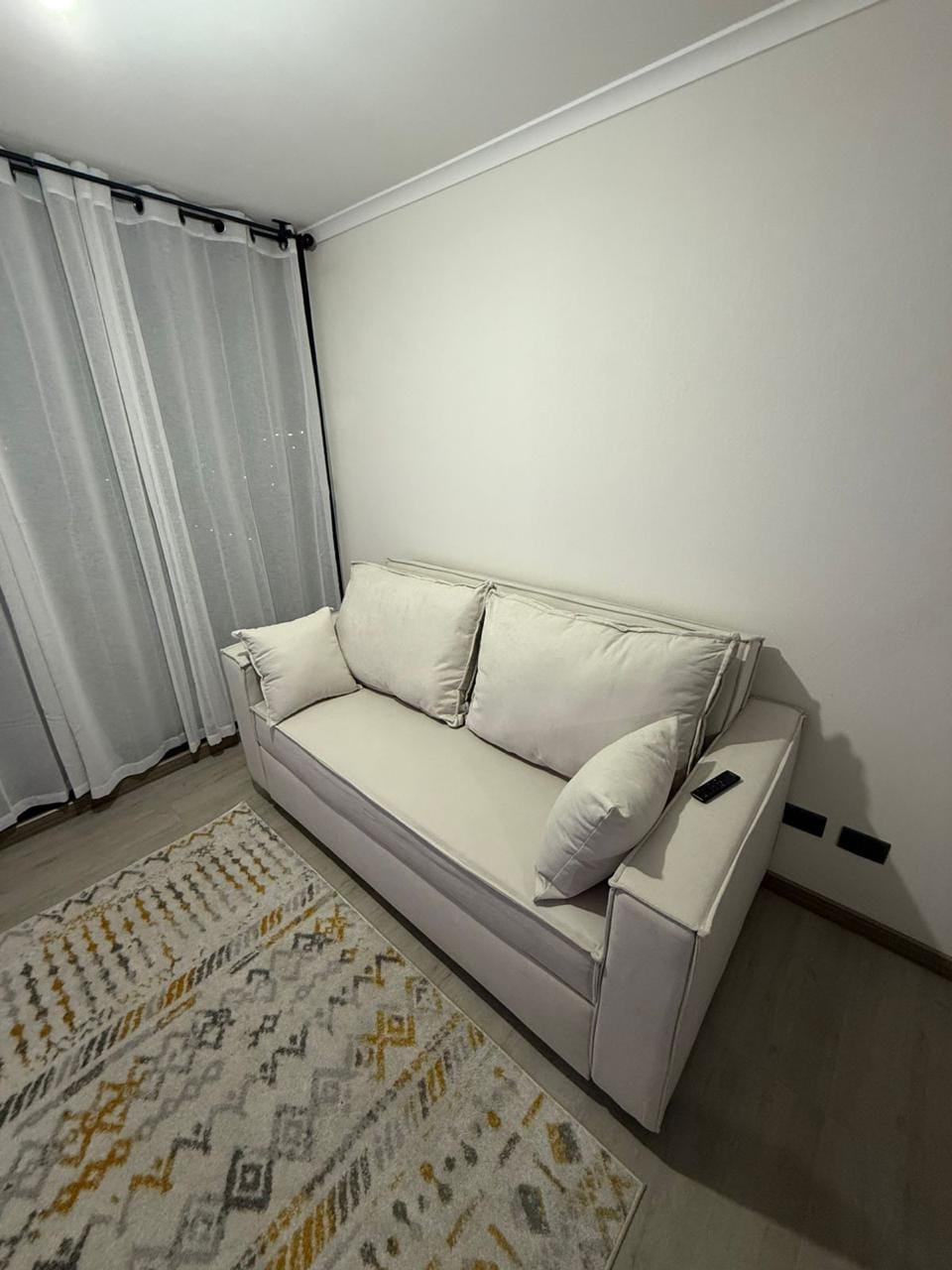 Customer photo review of Sofá Cama Mónaco Cojines Grandes