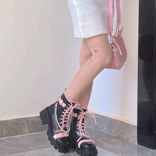 Customer photo review of Original cute Martin boots