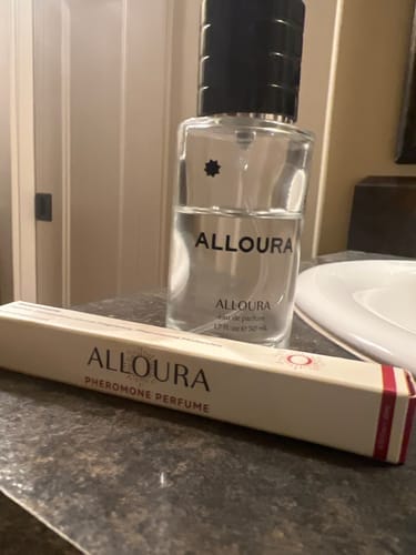 Customer photo review of Alloura Pheromone Perfume