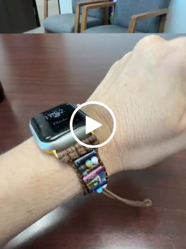 Customer video review of Crystal Energy Apple Watch Strap
