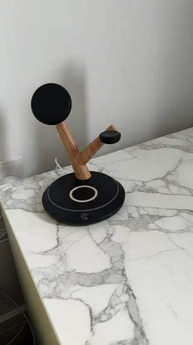 Customer photo review of 3 in 1 MagSafe Charge Tree
