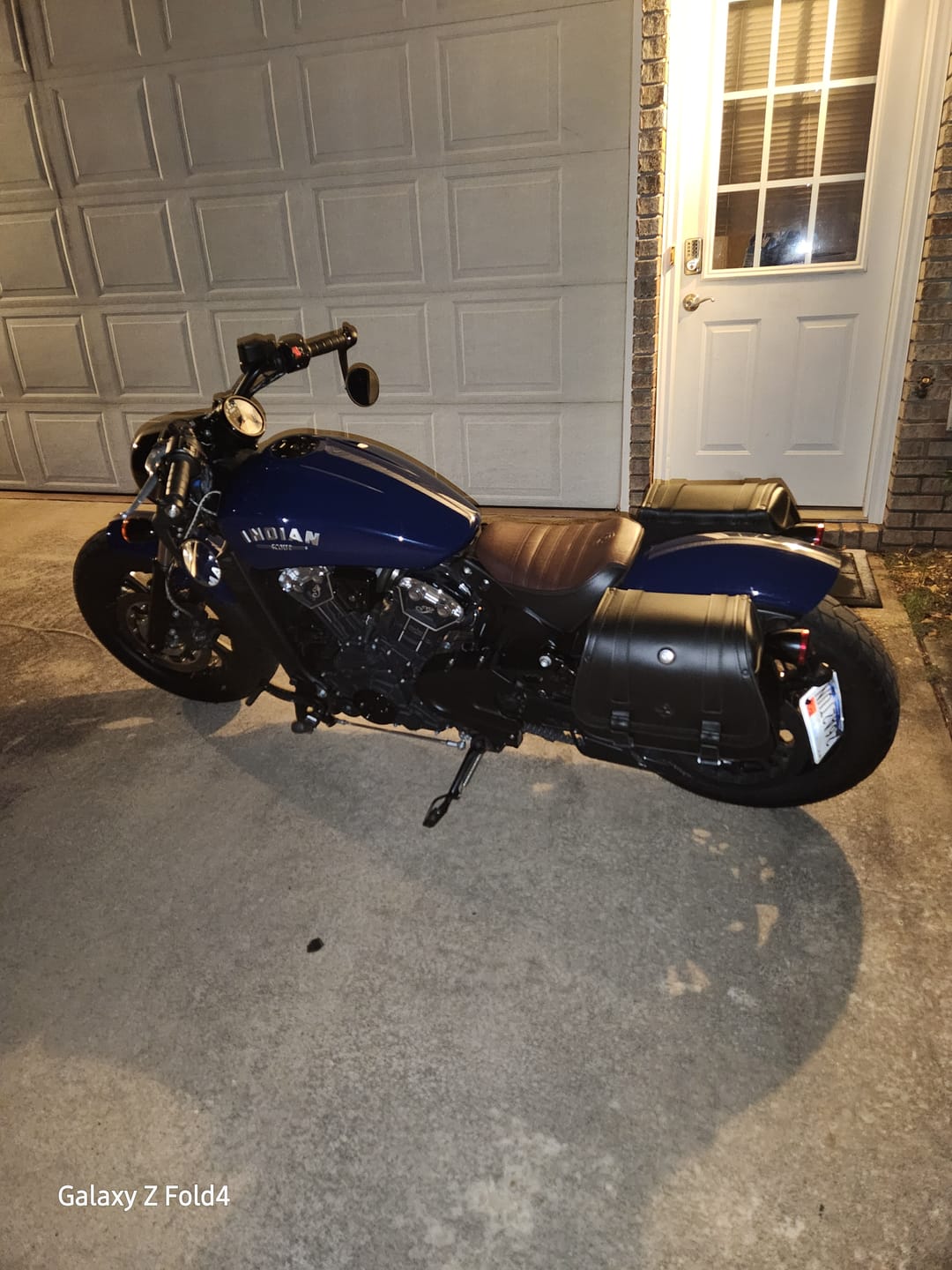 Customer photo review of 25L - SpiritBlade Large  Indian Scout Bobber Leather Motorcycle Saddlebags