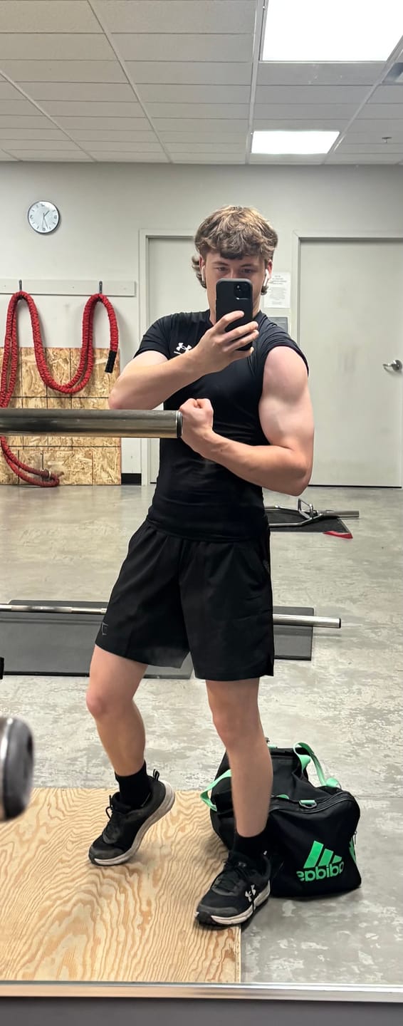 Customer photo review of CBUM - Essentiel Pre-Workout - 408g