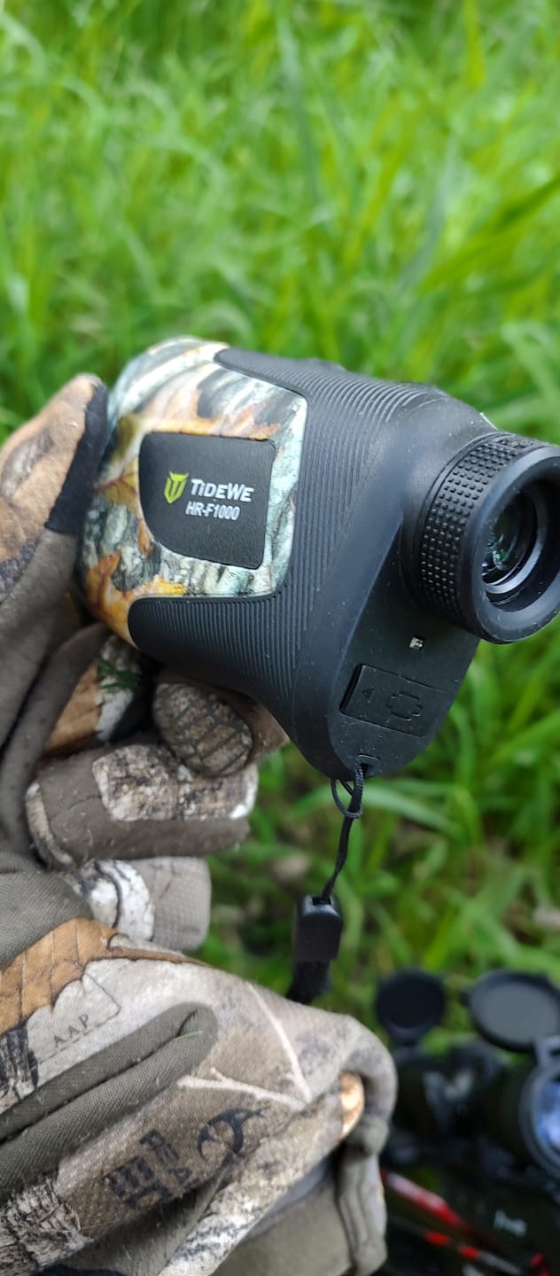 Customer photo review of Camo Deer Hunting Rangefinder 700/1000Y Laser Range Finder