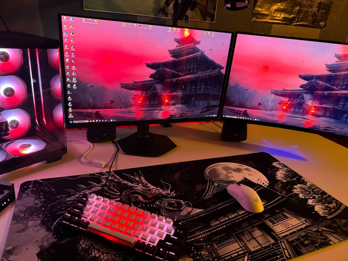 Customer photo review of Dragon Mousepad