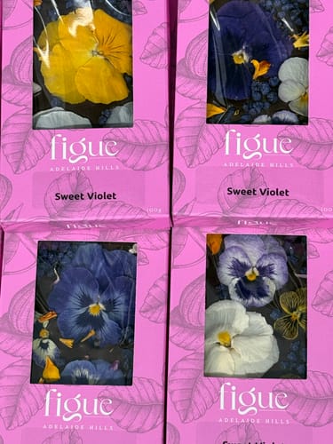 Customer photo review of PANSIES - Freeze Dried Edible Flowers