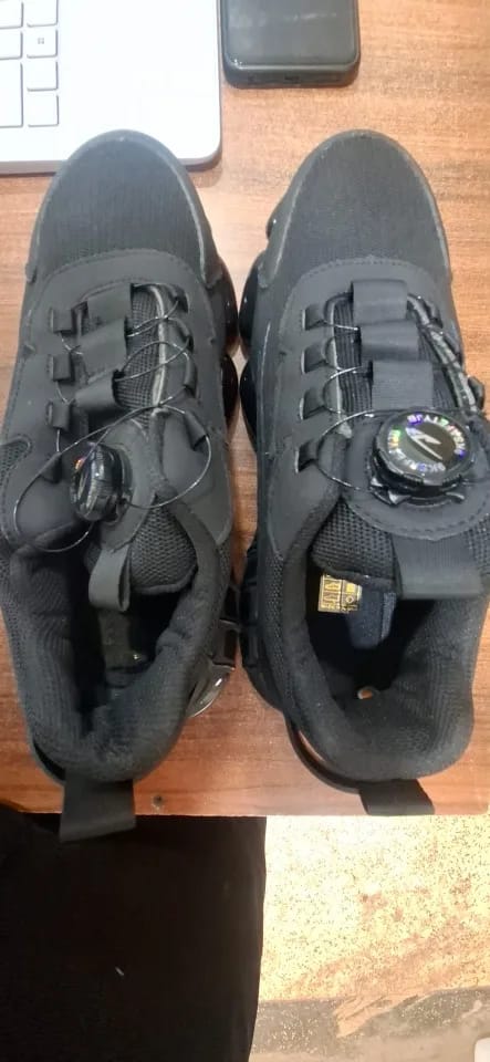 Customer photo review of Rotating Button Safety Shoes Anti Smash Anti Puncture For Men — Black | KIMLUD