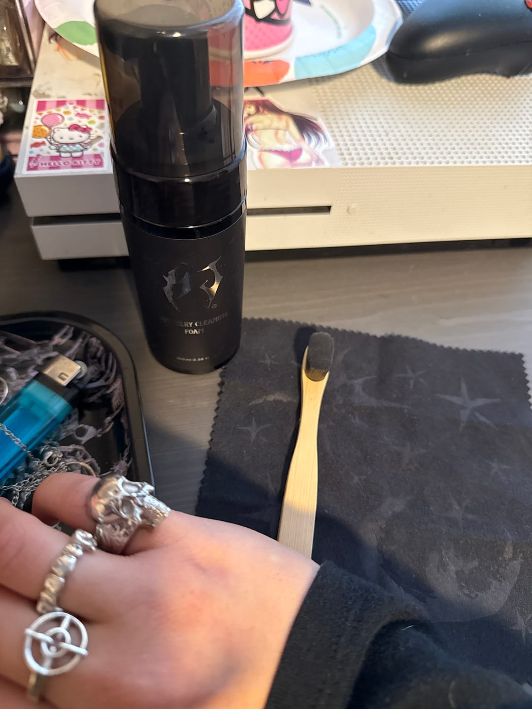Customer photo review of HARD JEWELRY CLEANER KIT