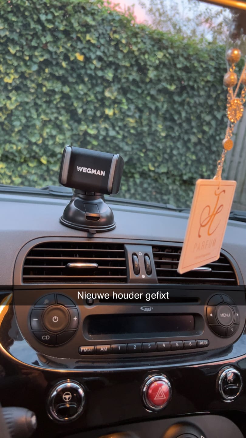 Customer photo review of WEGMAN™ Telefoonhouder Auto met Zuignap