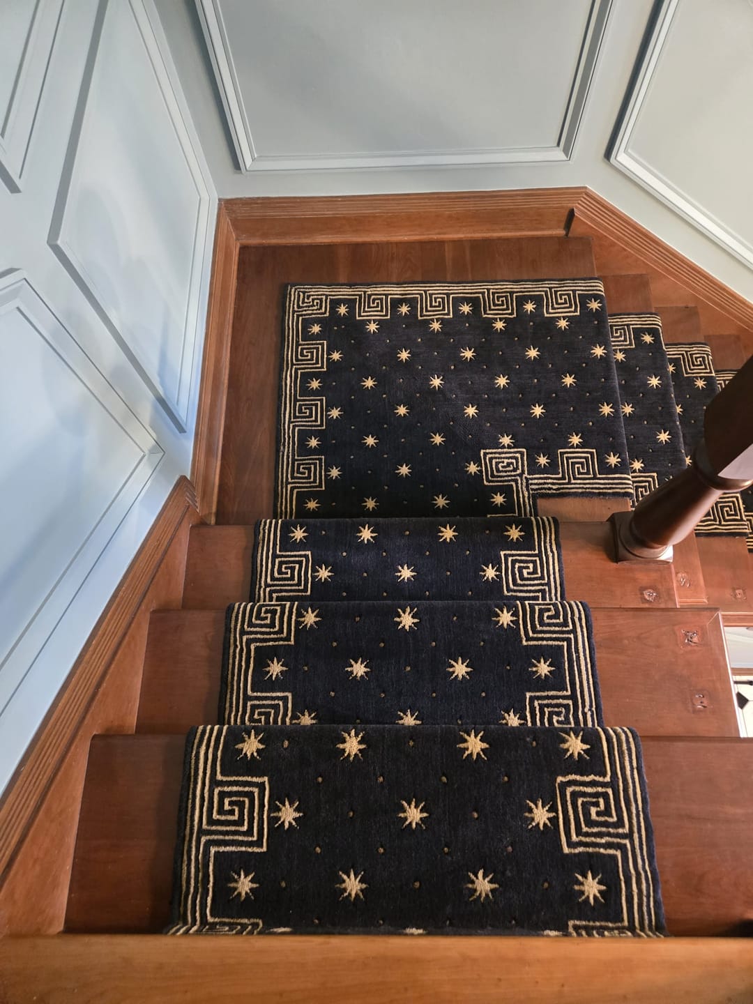 Customer photo review of Cosmopolitan Celestial Border Stair Runner / Residential Broadloom