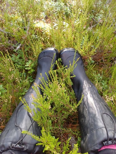 Customer photo review of Vaistoa Katve 2 -paljasjalkakumisaappaat