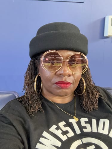 Customer photo review of London Pillbox Hat - Black