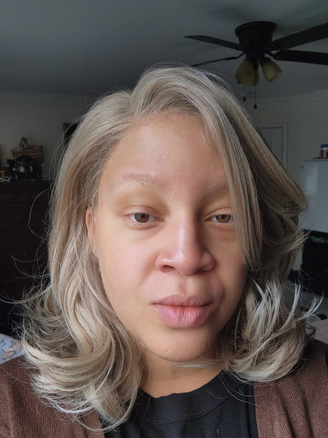 Customer photo review of Outre Melted Hairline Glueless HD Lace Front Wig - PRIMROSE