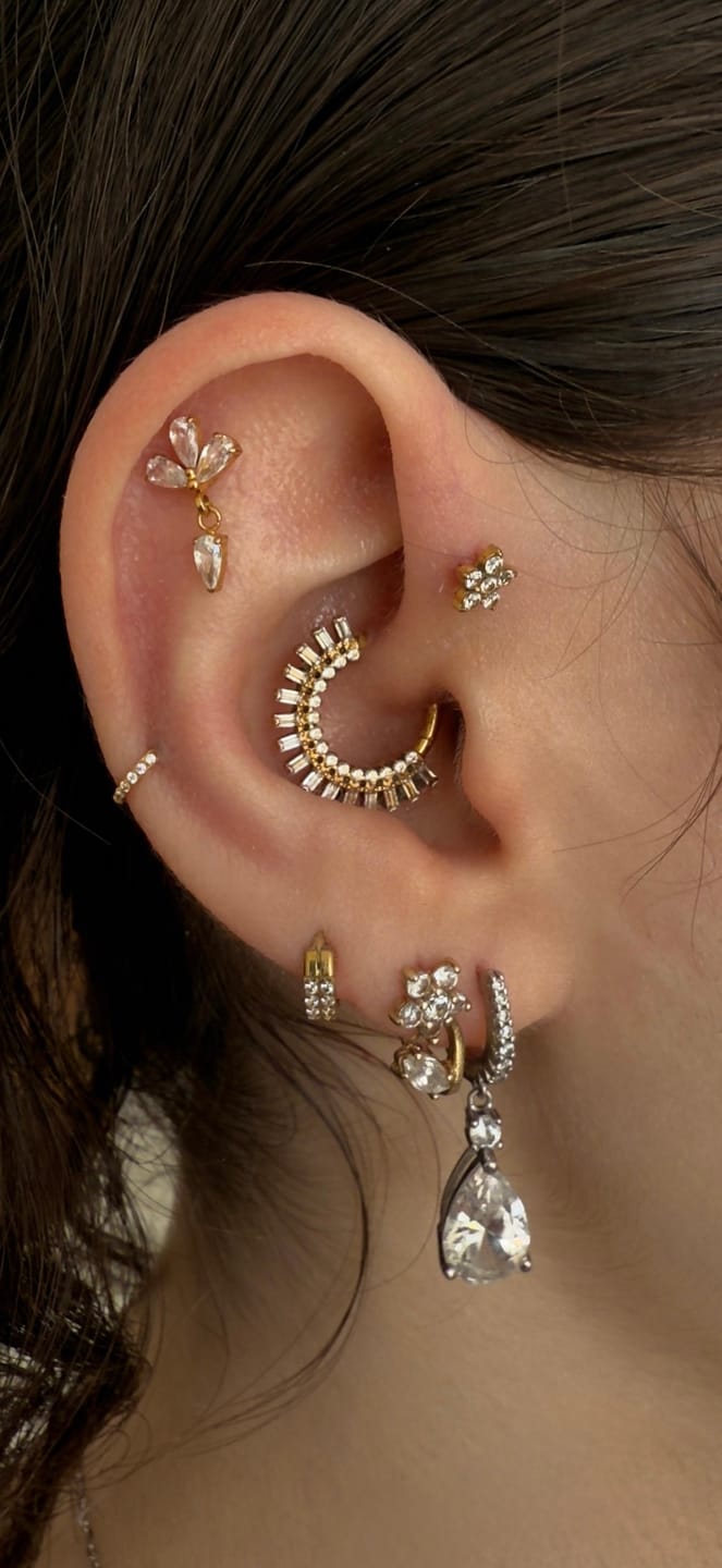Customer photo review of Glacia Piercing | Titan