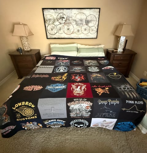 Customer photo review of Premium T Shirt Quilt