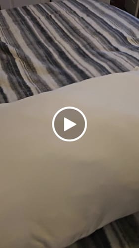 Customer video review of The Marshmalloo Pillow