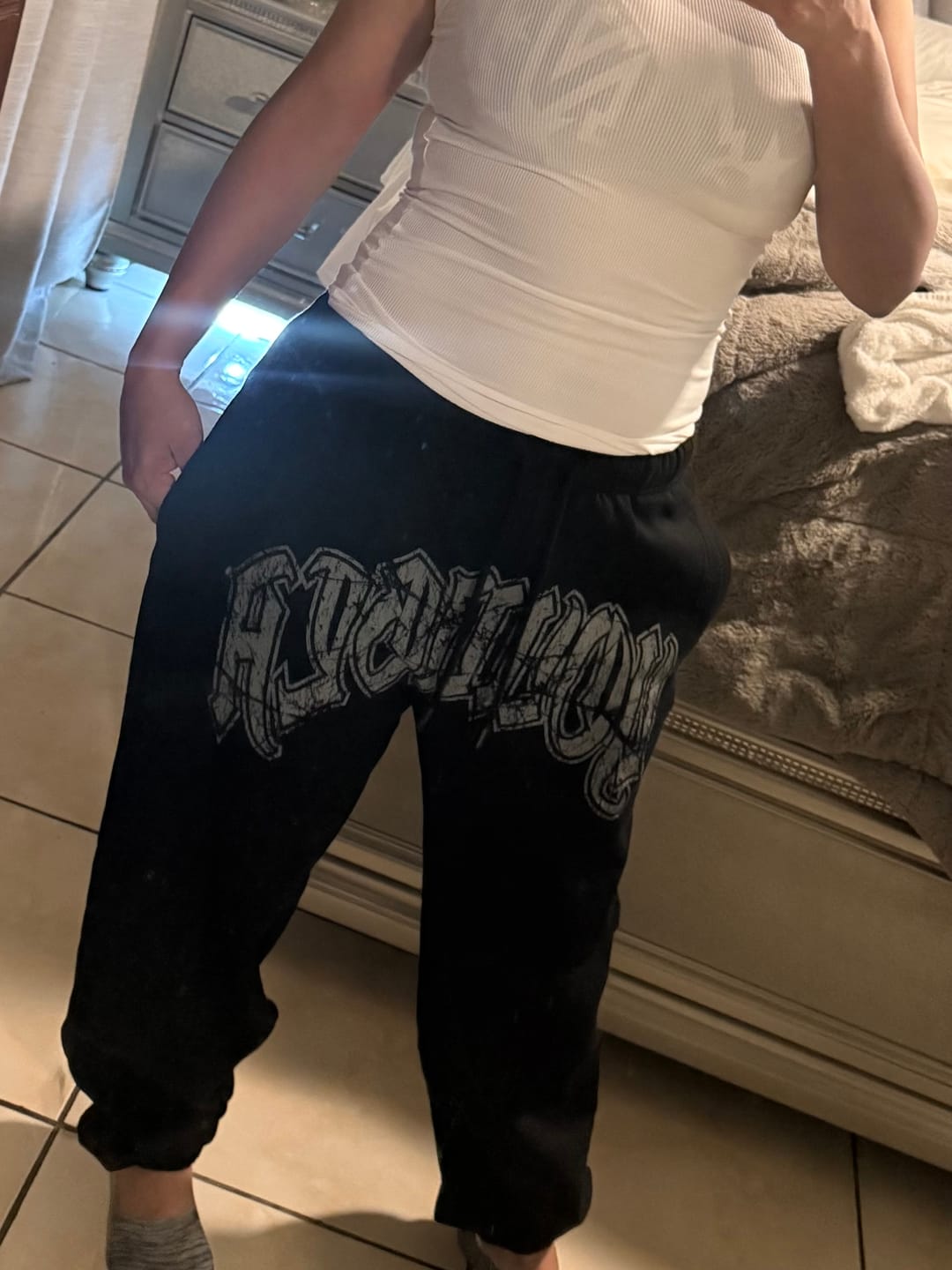 Customer photo review of W257 My eyes are up here Jogger