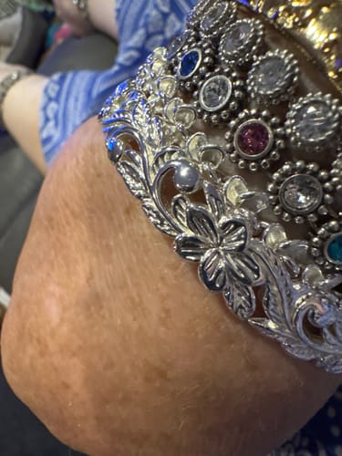 Customer photo review of Alaka'i Plumeria Heirloom Cutout Bangle